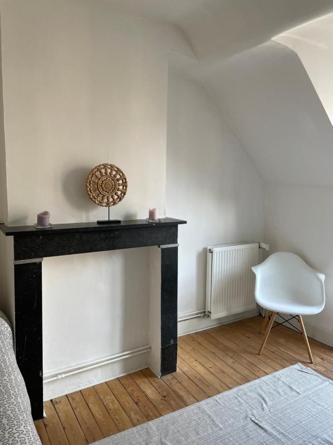 Charming Room In Eu District ブリュッセル エクステリア 写真